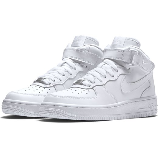 Buty sportowe damskie Nike air force białe płaskie ze skóry gładkie 