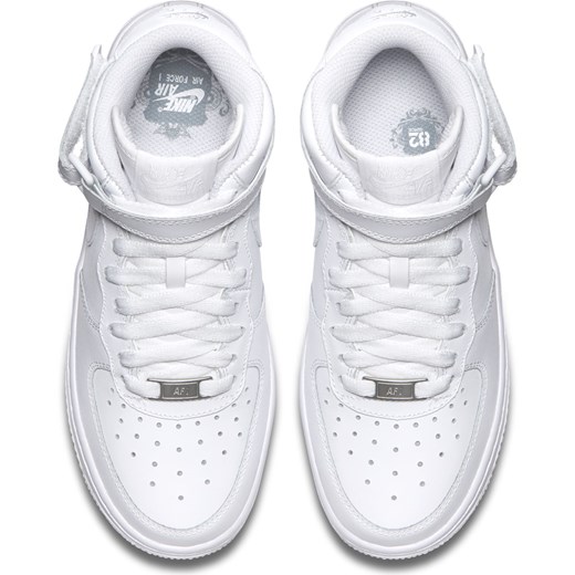 Buty sportowe damskie Nike air force białe ze skóry gładkie 
