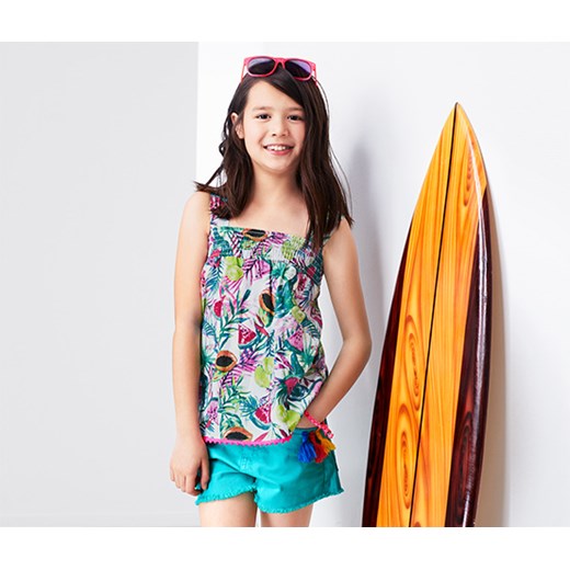 Bluzka dziewczęca Tchibo szara na lato w abstrakcyjnym wzorze 