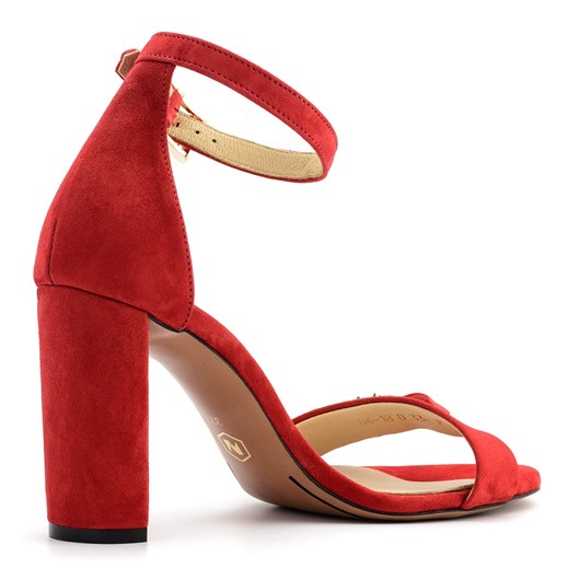 Sandały damskie czerwone Neścior z klamrą zamszowe na obcasie gładkie 