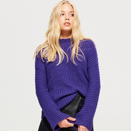 Sweter damski Cropp bez wzorów 