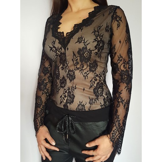 Bluzka damska Vogue czarna z dekoltem v koronkowa z długimi rękawami 