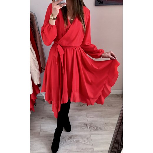 Elegancka zwiewna sukienka Merry Czerwona