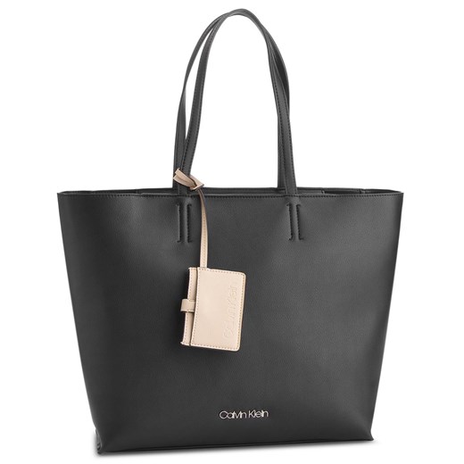 Czarna shopper bag Calvin Klein duża matowa 