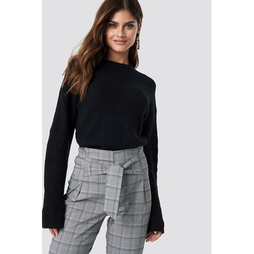 Sweter damski NA-KD Trend bez wzorów wełniany 