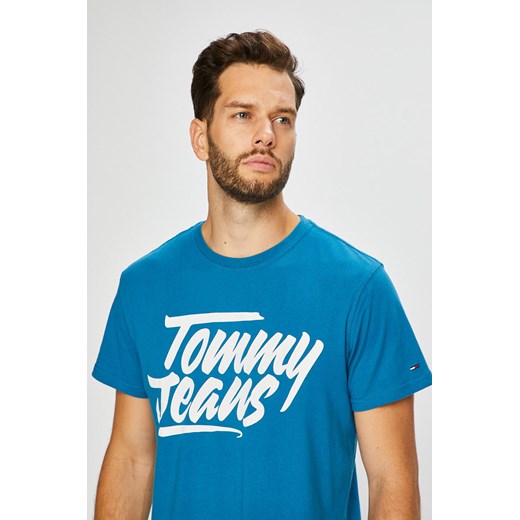 T-shirt męski Tommy Jeans w stylu młodzieżowym 