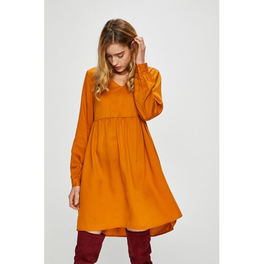 Sukienka pomarańczowy Vero Moda oversize luźna 