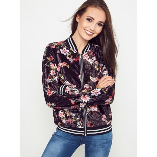 Bluza welurowa zdobiona nadrukiem w kwiaty czarna