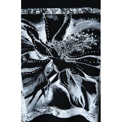 Czarna tunika z kwiatem w ramce   46 Modne Duże Rozmiary