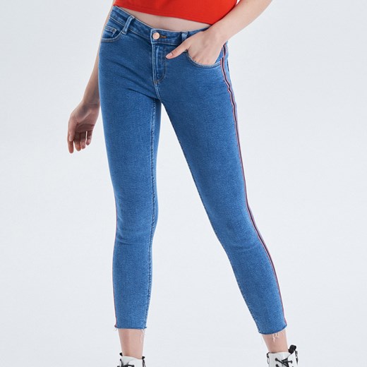 Cropp jeansy damskie w miejskim stylu 