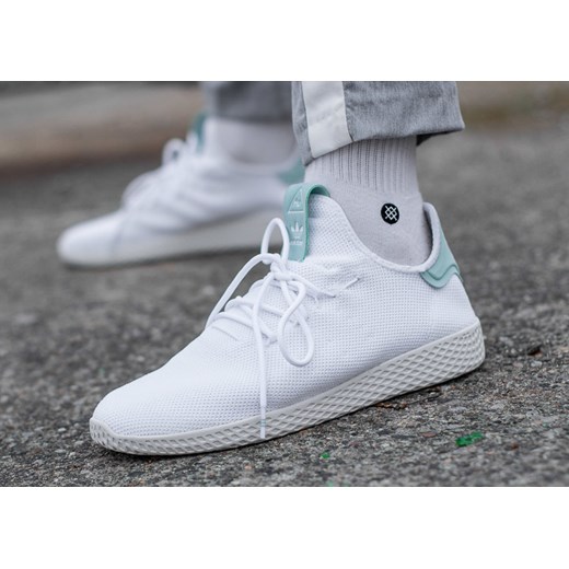 Buty sportowe męskie Adidas pharrell williams sznurowane