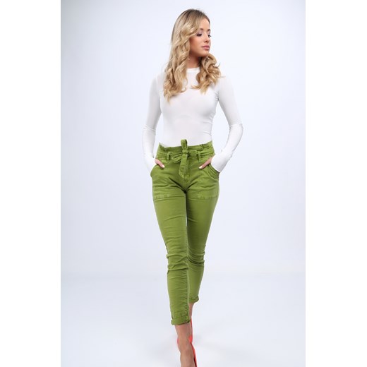 Zielone spodnie jeansowe dopasowane 6815