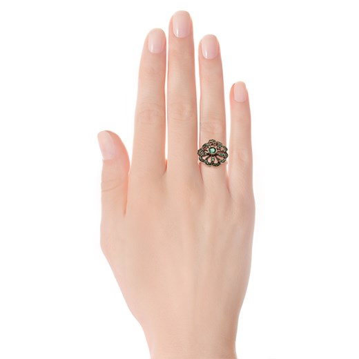 Kolekcja Wiktoriańska - pierścionek z szafirami