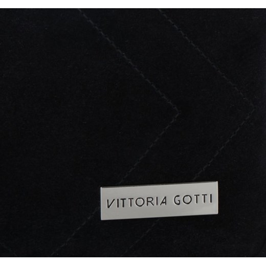 Listonoszka czarna Vittoria Gotti zamszowa średniej wielkości z frędzlami na ramię 