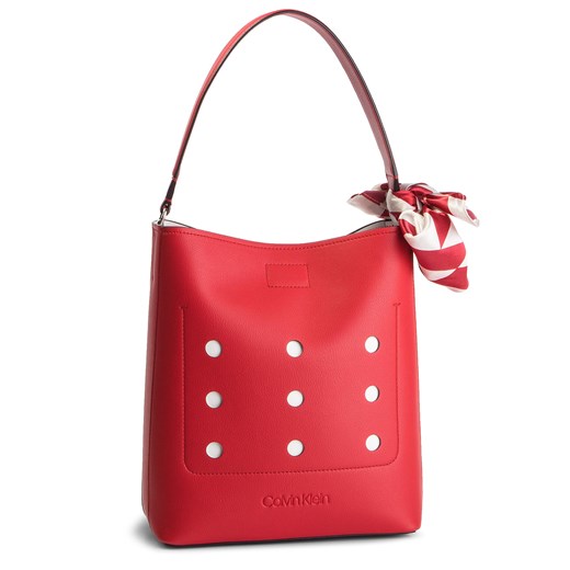 Shopper bag czerwona Calvin Klein średniej wielkości elegancka na ramię 
