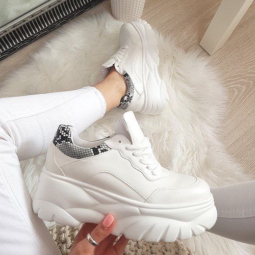 Sneakersy damskie białe sznurowane 