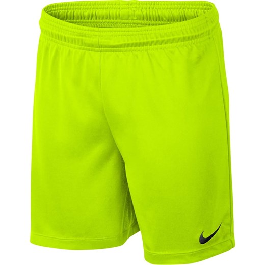 Zielone spodenki chłopięce Nike Team 