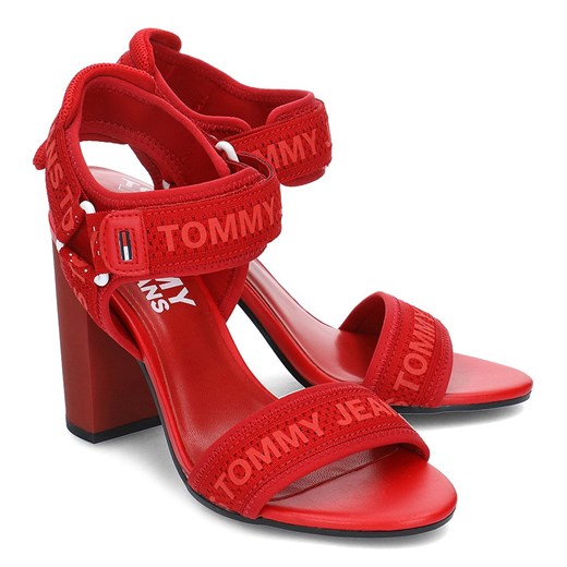 Sandały damskie Tommy Hilfiger bez wzorów czerwone na lato eleganckie 