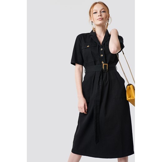 Sukienka NA-KD Trend czarna z paskami z dekoltem v midi koszulowa 