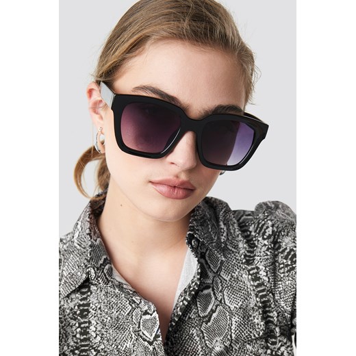 Corlin Eyewear Modena Sunglasses - Black  Corlin Eyewear One Size NA-KD
