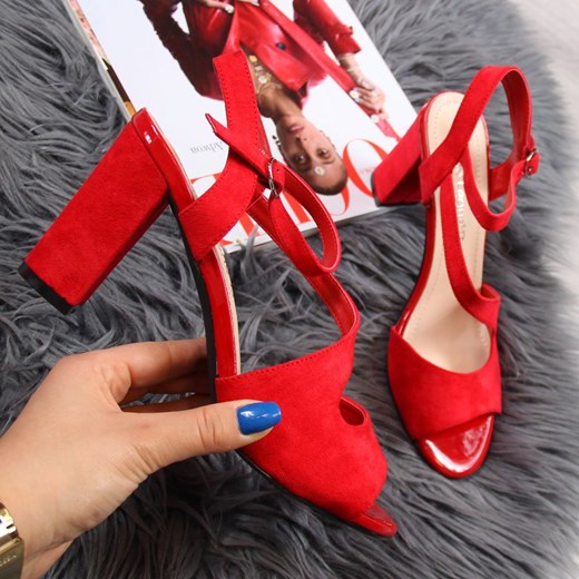 Sandały damskie Sergio Leone czerwone bez wzorów z klamrą na wysokim obcasie na lato 