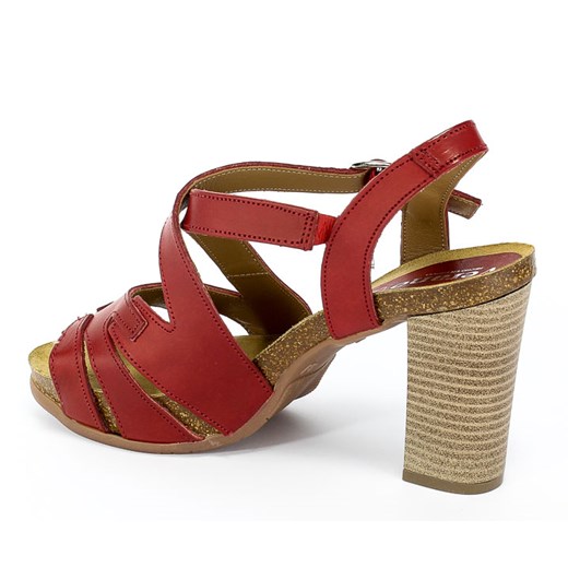 Sandały damskie czerwone Verano z klamrą skórzane na obcasie bez wzorów na wysokim 