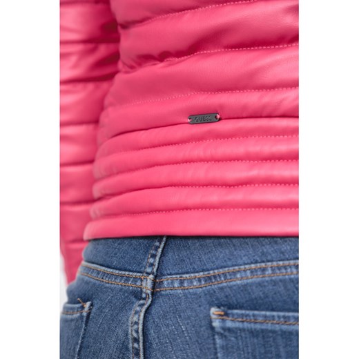 Kurtka damska Guess Jeans różowa bez wzorów krótka bez kaptura casual 