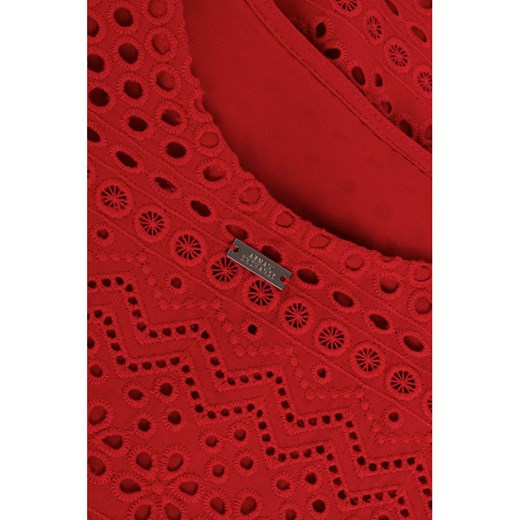 Czerwona sukienka Armani z krótkim rękawem koronkowa prosta mini z okrągłym dekoltem 