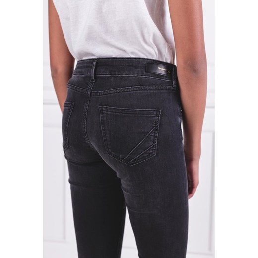 Czarne jeansy damskie Pepe Jeans jesienne 