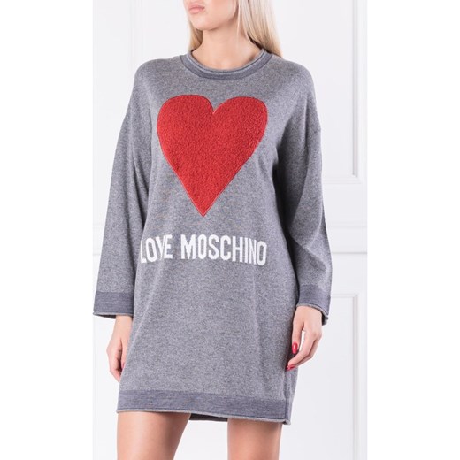 Love Moschino sukienka szara prosta z nadrukami 