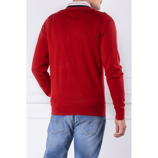 Sweter męski czerwony Tommy Hilfiger z dekoltem w serek bez wzorów 