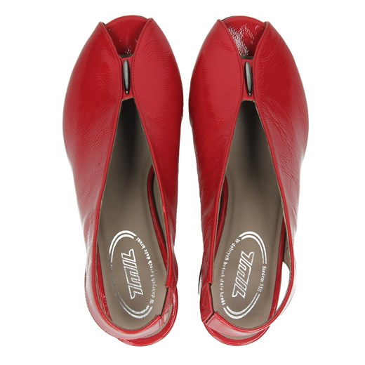 Sandały damskie czerwone 7Mil bez wzorów na średnim obcasie skórzane na 