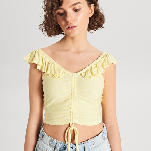 Żółta bluzka damska Cropp na lato 