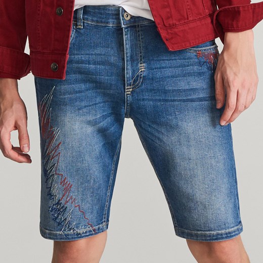Reserved spodenki męskie w abstrakcyjnym wzorze jeansowe letnie 