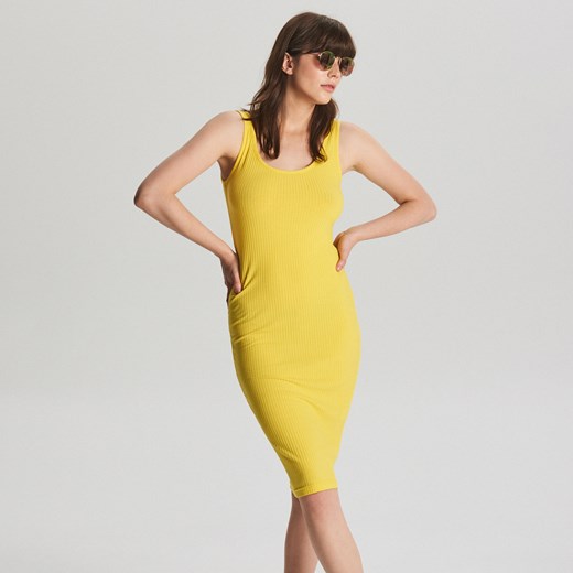 Cropp - Dopasowana sukienka midi - Żółty  Cropp XL 