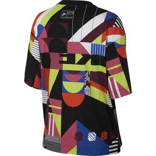 Bluzka sportowa Nike jesienna w abstrakcyjnym wzorze 