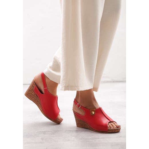Sandały damskie czerwone Born2be bez wzorów ze skóry ekologicznej 