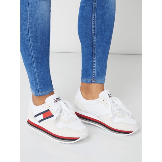 Buty sportowe damskie Tommy Jeans sneakersy w stylu młodzieżowym gładkie wiązane z weluru 