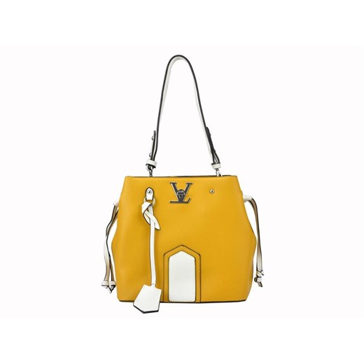 Shopper bag Cesily żółta średnia w stylu młodzieżowym na ramię z breloczkiem 