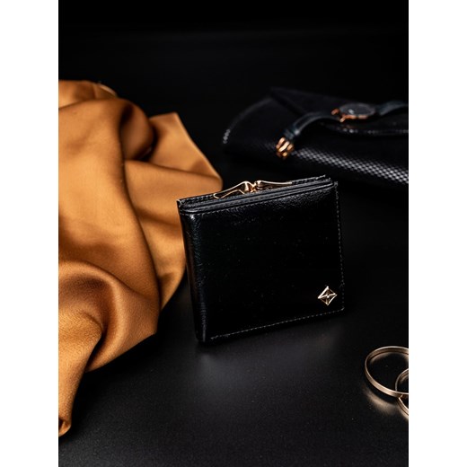 Czarny portfel damski Milano Design w abstrakcyjnym wzorze elegancki 