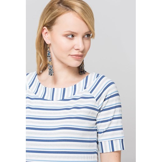 Bluzka damska Monnari z krótkim rękawem z wiskozy niebieska w miejskim stylu z okrągłym dekoltem 