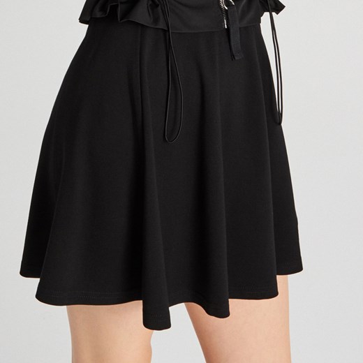 Cropp - Plisowana mini spódnica - Czarny Cropp  XL 