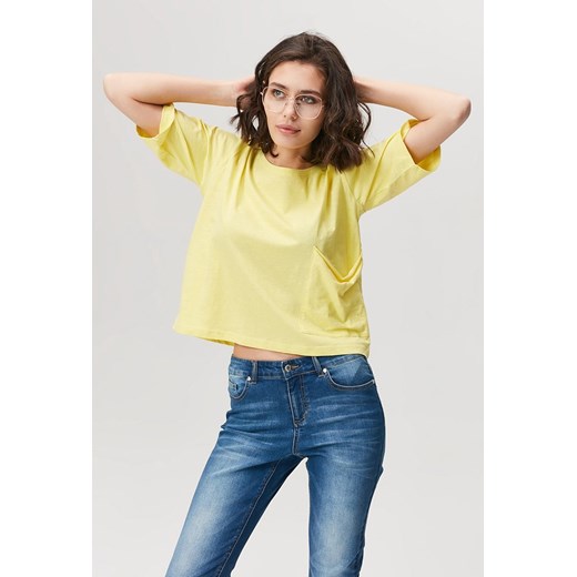 Bluzka oversize z fantazyjną kieszenią  Monnari M promocyjna cena E-Monnari 