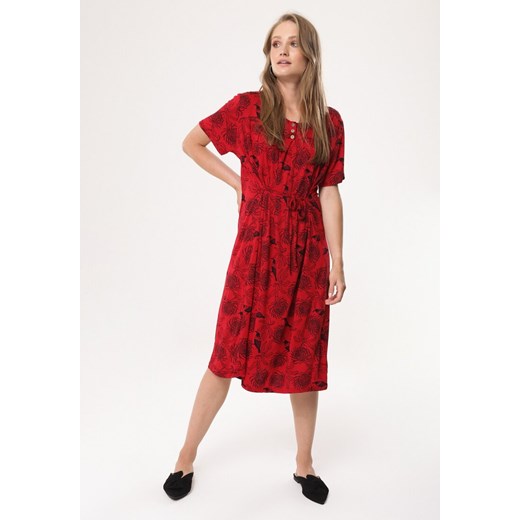 Born2be sukienka czerwona z długim rękawem w abstrakcyjnym wzorze casual rozkloszowana midi 