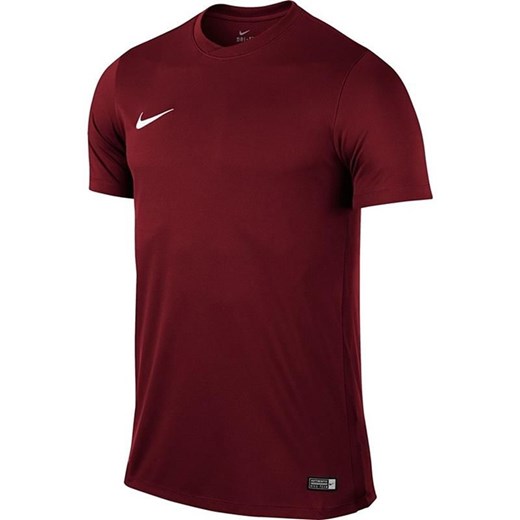 Koszulka sportowa Nike na lato 