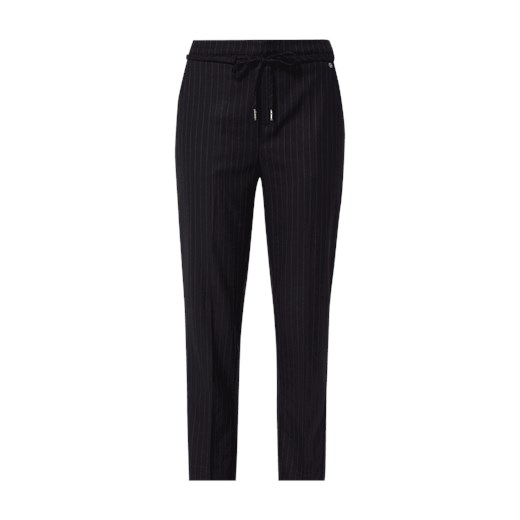 Spodnie damskie Pepe Jeans czarne klasyczne jesienne z wiskozy bez wzorów 