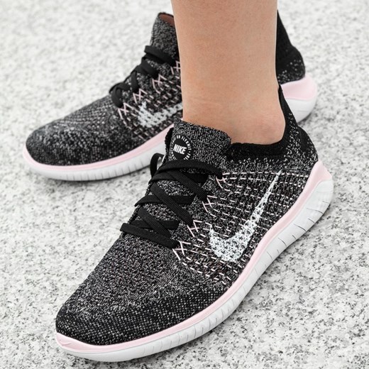 Buty sportowe damskie Nike do biegania na wiosnę sznurowane 