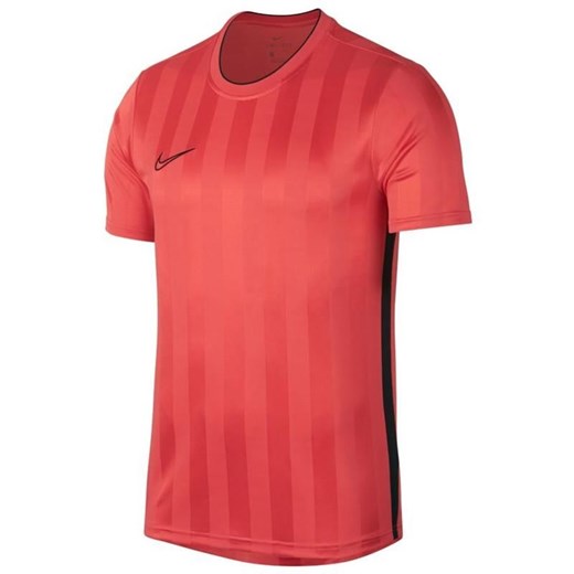 Czerwona koszulka sportowa Nike z poliestru 