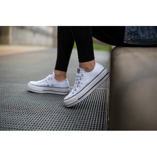 Buty damskie sneakersy Converse Chuck Taylor All Star Lift 561680C Converse sneakerstudio.pl