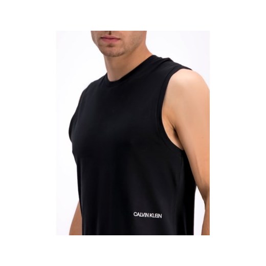 T-shirt męski Calvin Klein bez wzorów bez rękawów na wiosnę 
